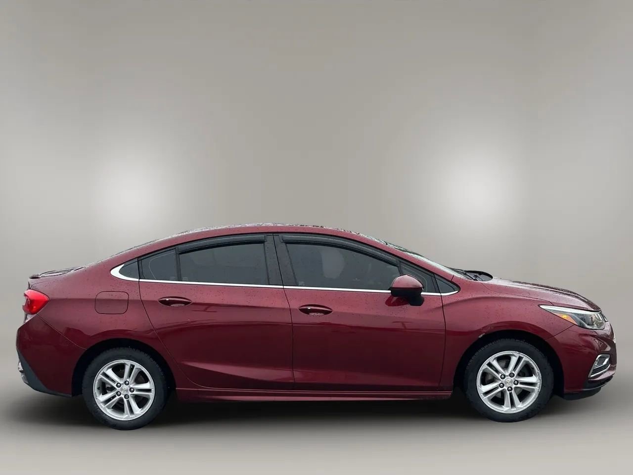 Used 2016 Chevrolet Cruze LT w/ Sun And Sound Package image 4