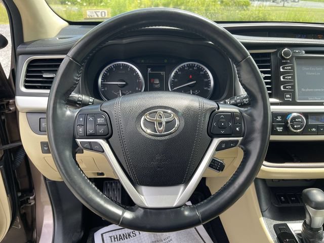 Certified 2018 Toyota Highlander Limited Platinum w/ Carpet Mat Package (TMS) AWD/4WD image 15