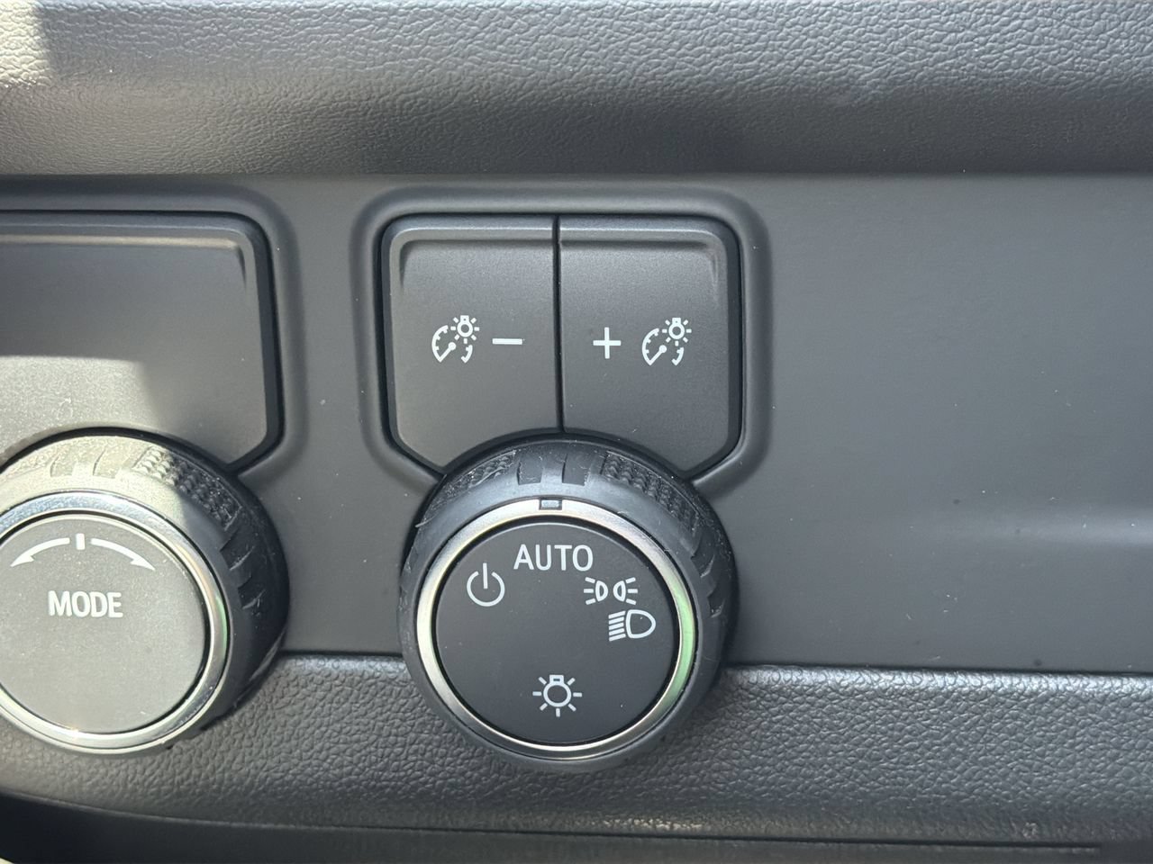 Used 2024 Chevrolet Tahoe High Country RWD image 27