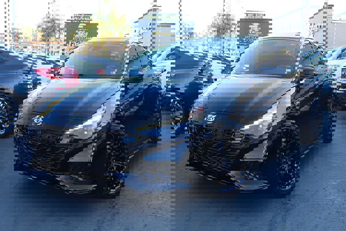 Used 2022 Hyundai Elantra N Line w/ Cargo Package image 2