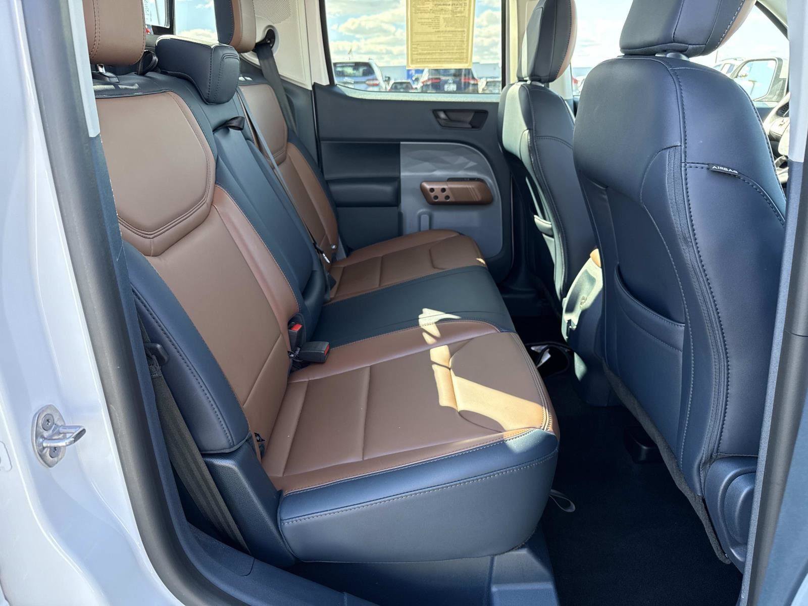 Used 2022 Ford Maverick Lariat image 21