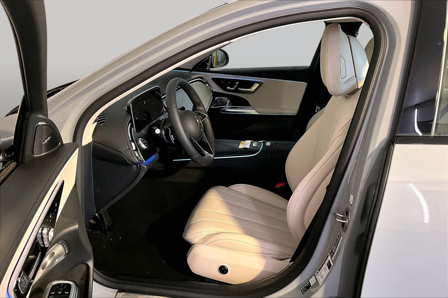 New 2026 Mercedes-Benz E 350 4MATIC Sedan image 13
