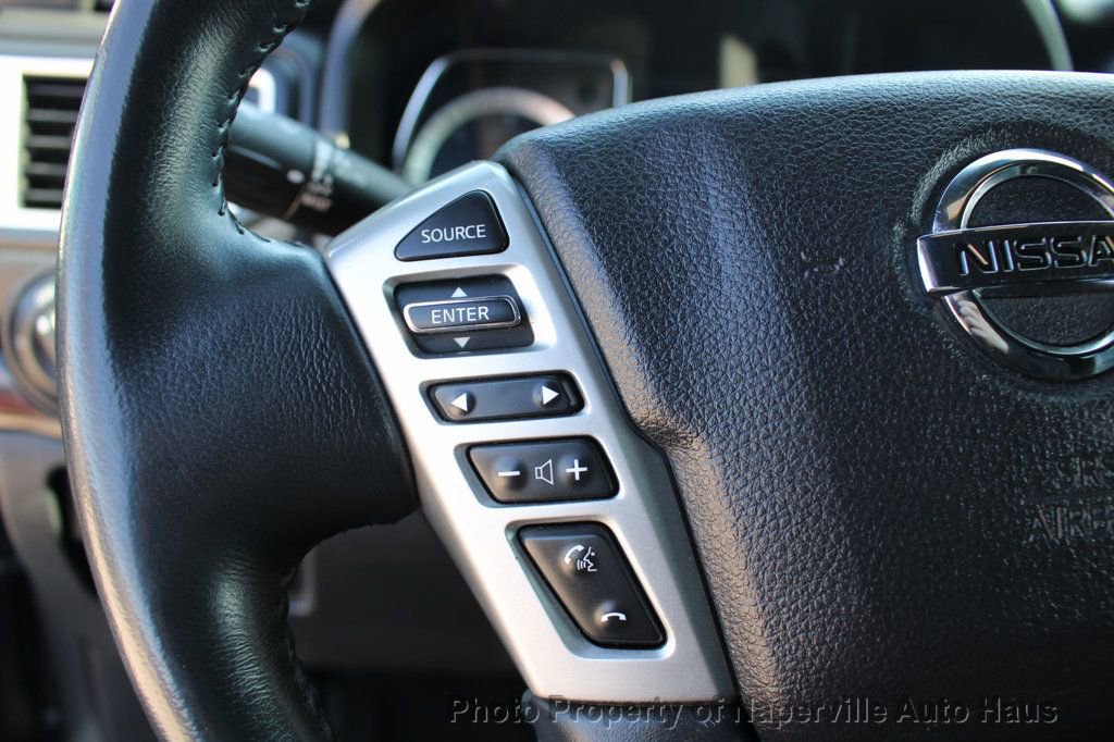 Used 2018 Nissan Titan SL w/ Midnight Edition AWD/4WD image 17