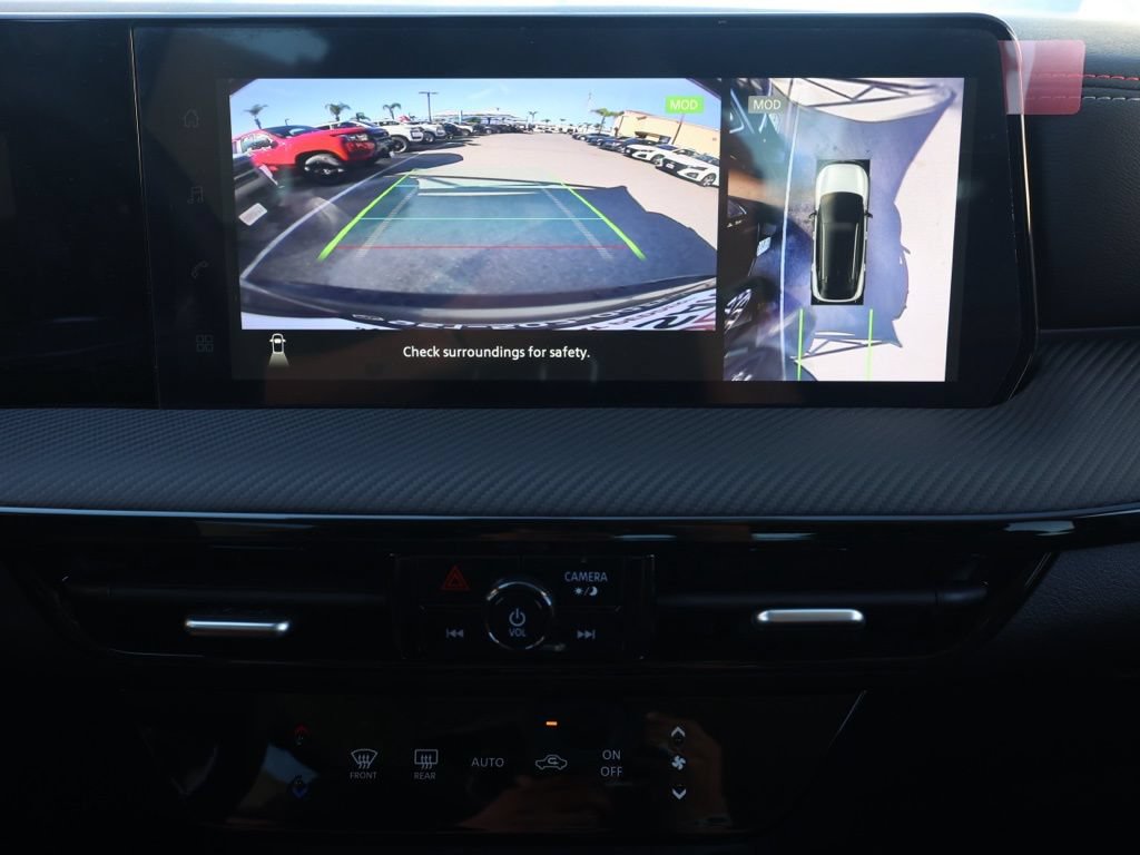 New 2026 Nissan Kicks SR FWD image 36
