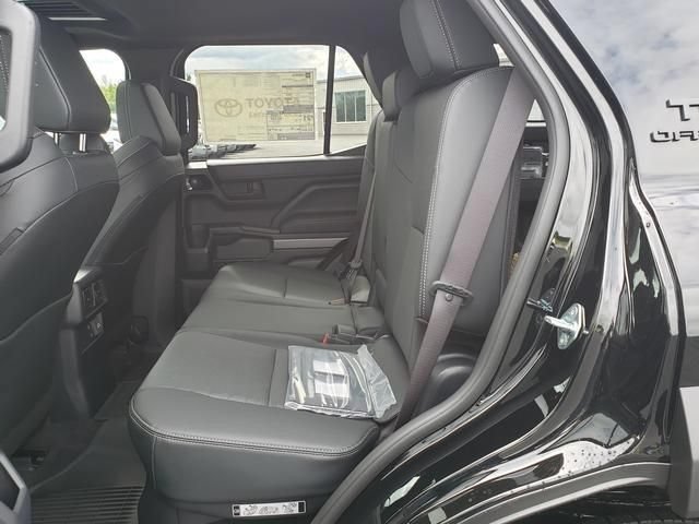 New 2026 Toyota 4Runner TRD Off-Road Premium AWD/4WD image 12