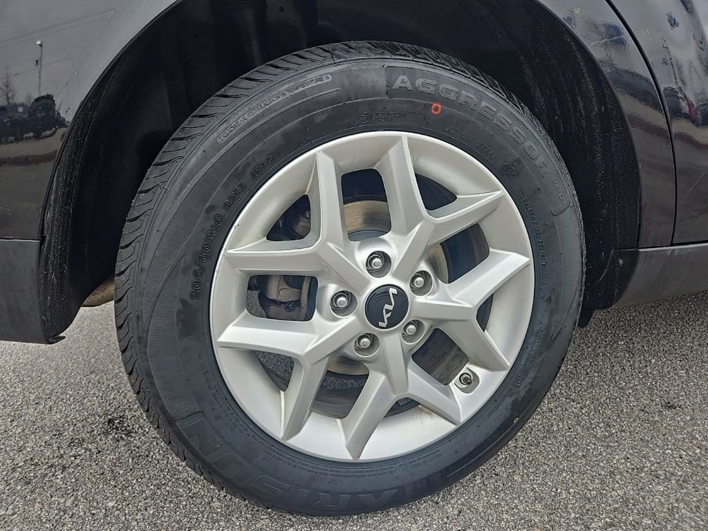 Used 2024 Kia Soul LX w/ Option Group 015 image 11