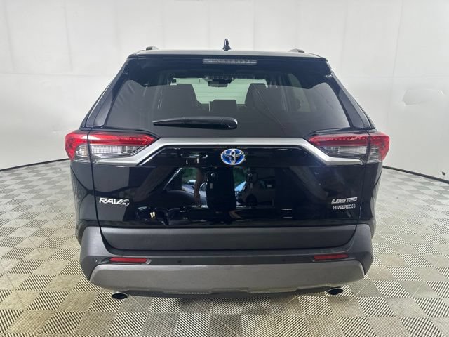 Used 2021 Toyota RAV4 Limited AWD/4WD image 9