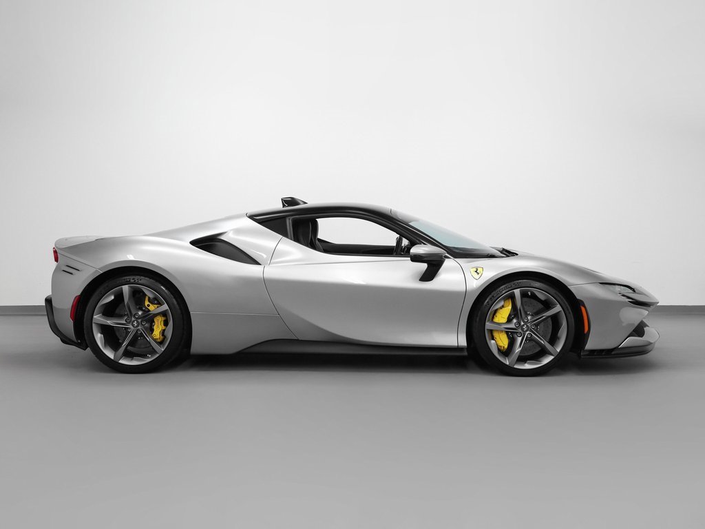 Certified 2022 Ferrari SF90 Stradale image 4