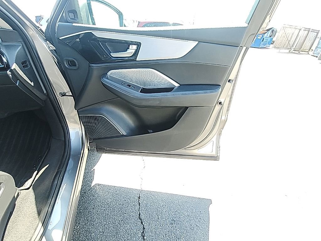 Used 2023 Acura MDX SH-AWD image 33