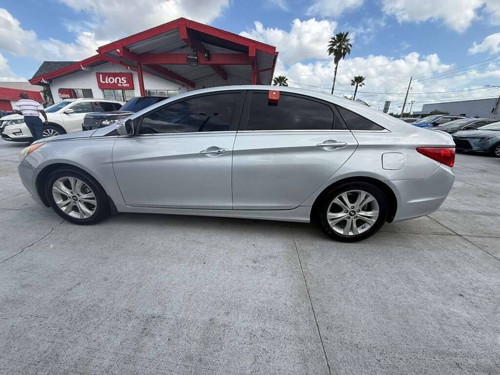 Used 2013 Hyundai Sonata Limited FWD image 7