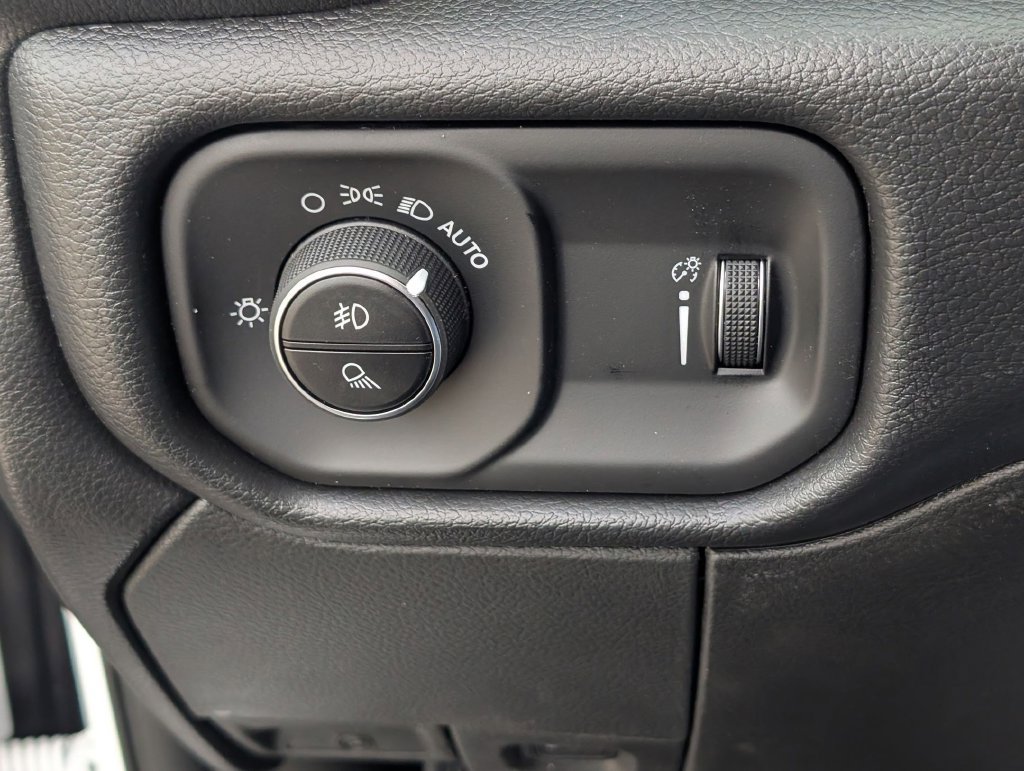 New 2026 RAM 3500 Tradesman w/ Chrome Appearance Group A AWD/4WD image 12