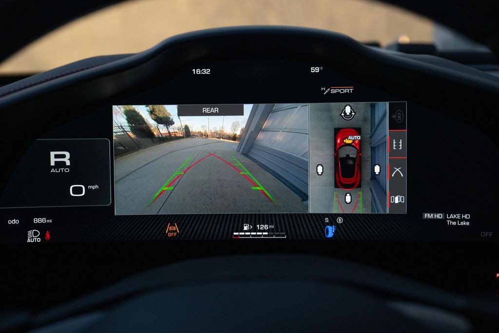 Used 2025 Ferrari Purosangue AWD/4WD image 38