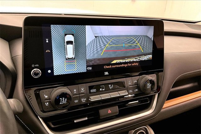 Used 2024 Toyota Grand Highlander Platinum image 27