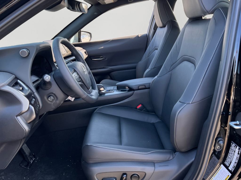 New 2025 Lexus UX 300h AWD image 12