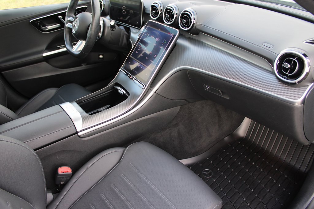 Used 2024 Mercedes-Benz C 300 4MATIC Sedan image 22