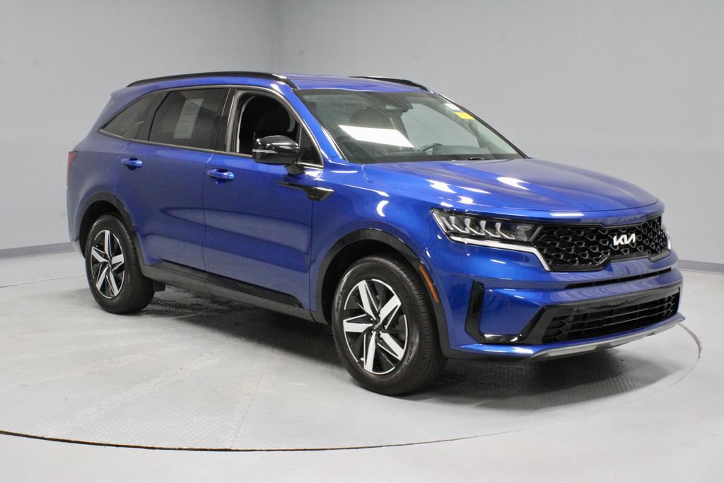 Used 2023 Kia Sorento S FWD image 1