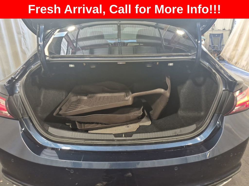 Used 2020 Chevrolet Malibu Premier FWD image 7