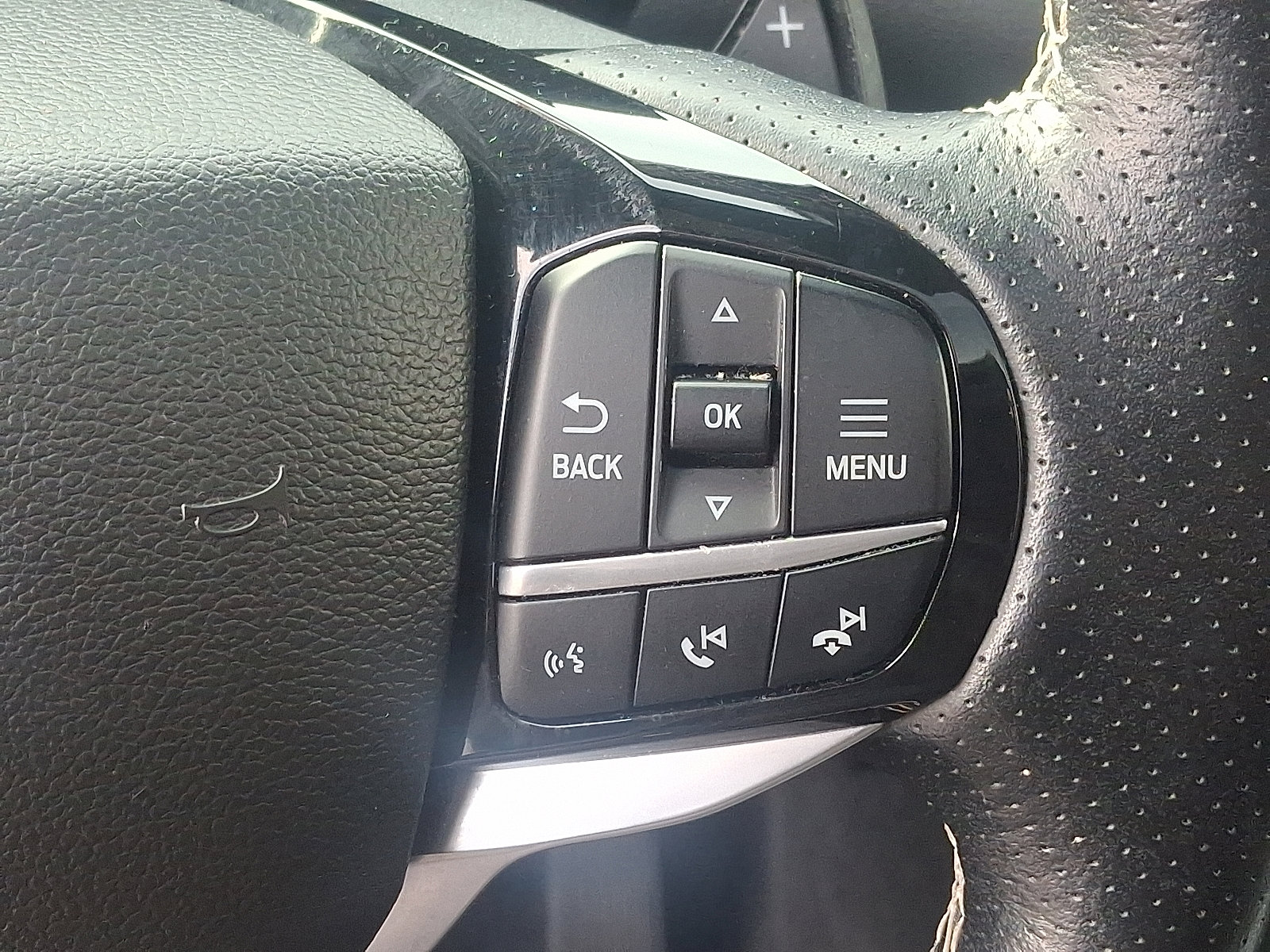 Certified 2022 Ford Explorer ST w/ Equipment Group 401A image 22