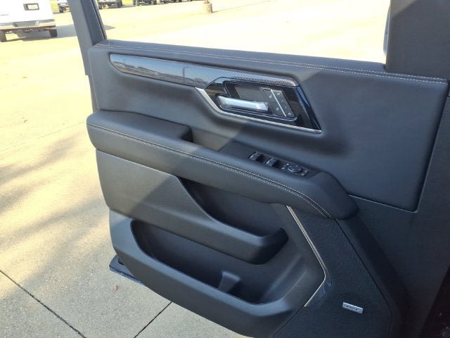 New 2026 GMC Yukon Elevation w/ Elevation Premium Package AWD/4WD image 20