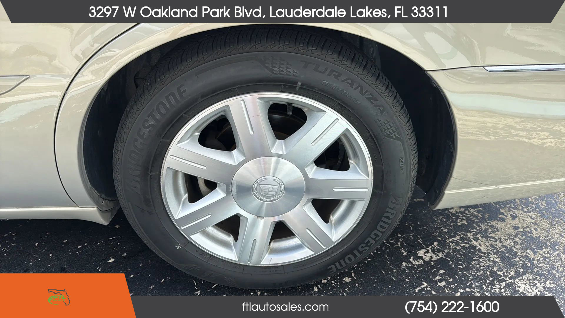 Used 2007 Cadillac DTS w/ Trunk Convenience Package image 17