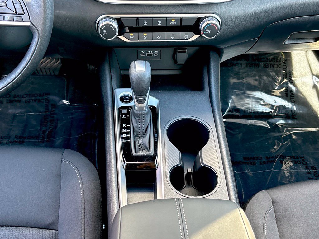 New 2026 Nissan Altima 2.5 SV FWD image 14