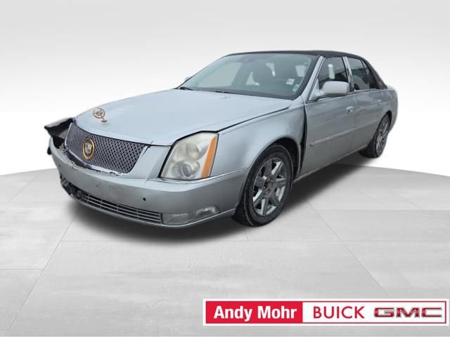 Used 2010 Cadillac DTS Premium w/ Driver Awareness Package image 8