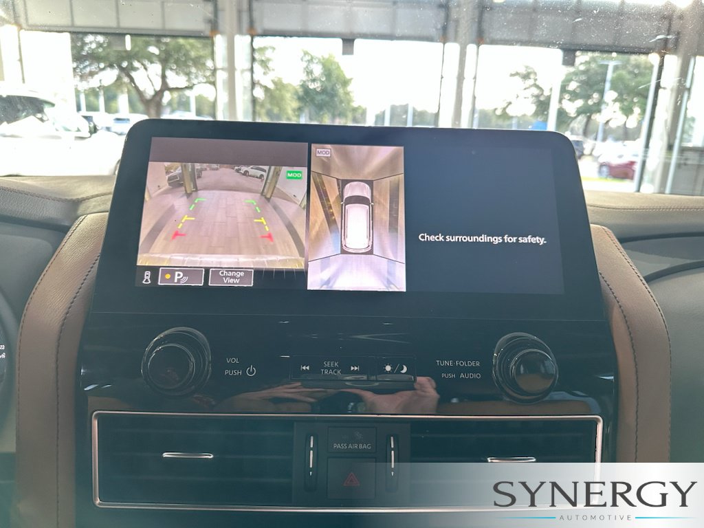 Certified 2024 INFINITI QX80 Sensory AWD/4WD image 16