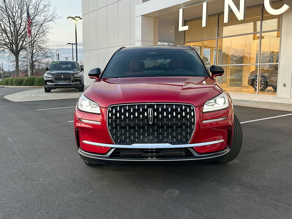 Certified 2025 Lincoln Corsair Reserve image 5