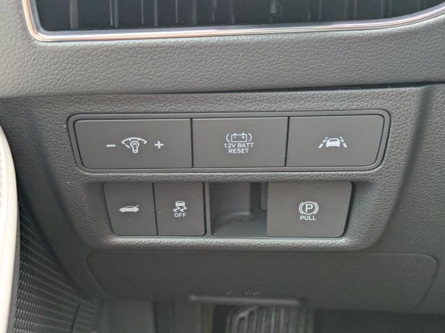 Used 2023 Hyundai Sonata Limited FWD image 22