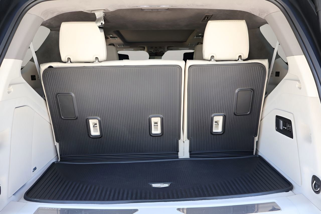 Certified 2023 Cadillac Escalade Premium Luxury Platinum RWD image 18