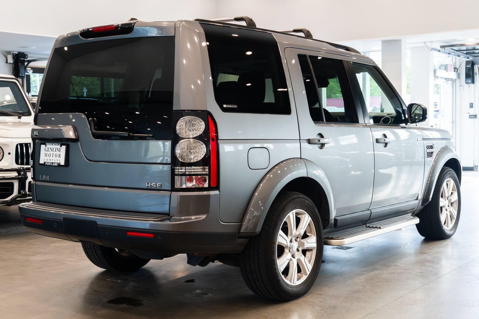 Used 2014 Land Rover LR4 HSE AWD/4WD image 4