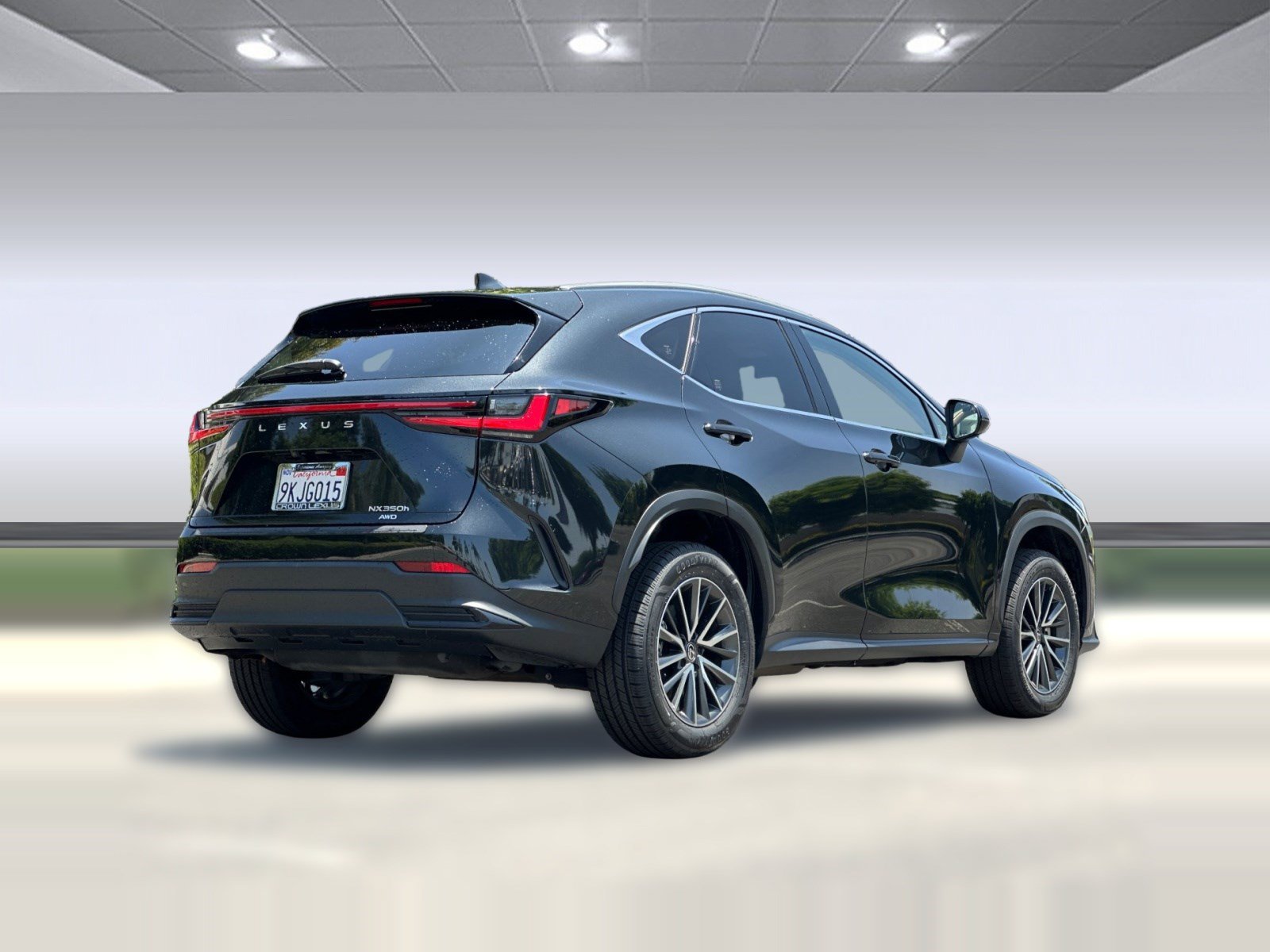 Certified 2024 Lexus NX 350h AWD image 9