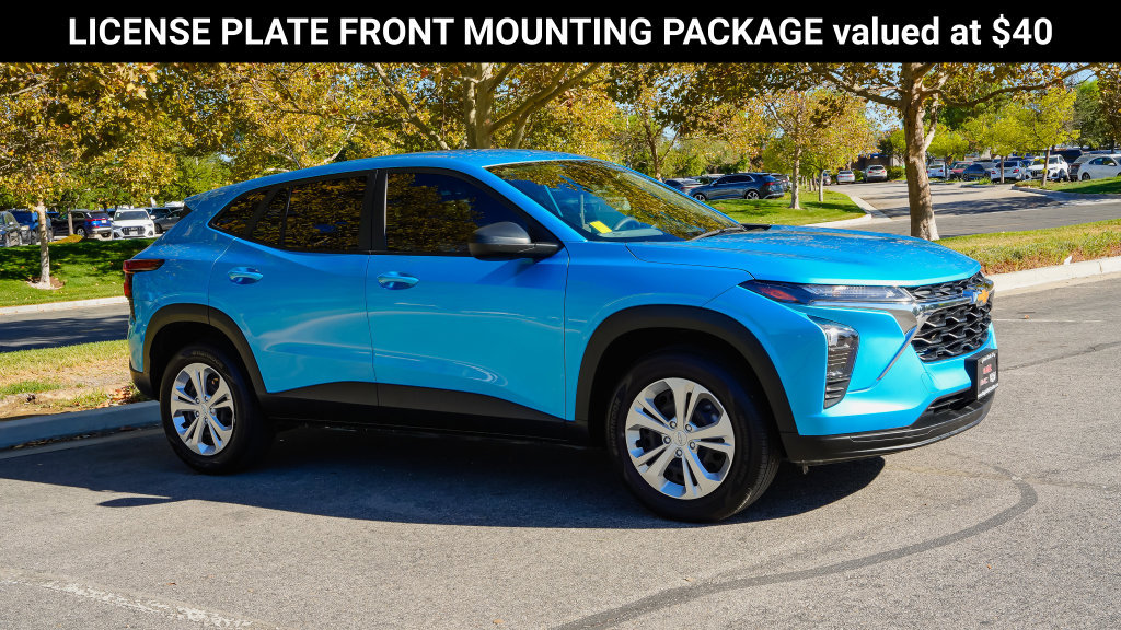 Used 2025 Chevrolet Trax LS FWD image 8