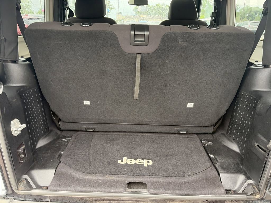 Used 2013 Jeep Wrangler Sport AWD/4WD image 26