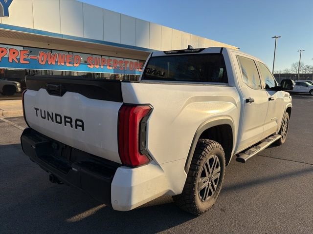 Used 2022 Toyota Tundra SR5 w/ Convenience Package RWD image 4