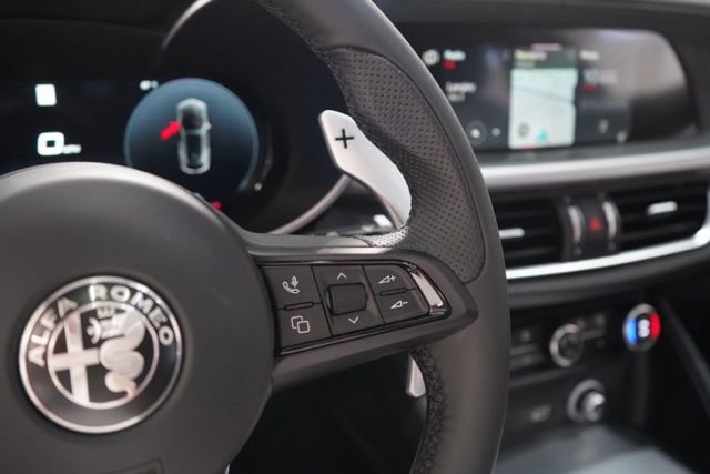 New 2025 Alfa Romeo Stelvio Sprint image 22