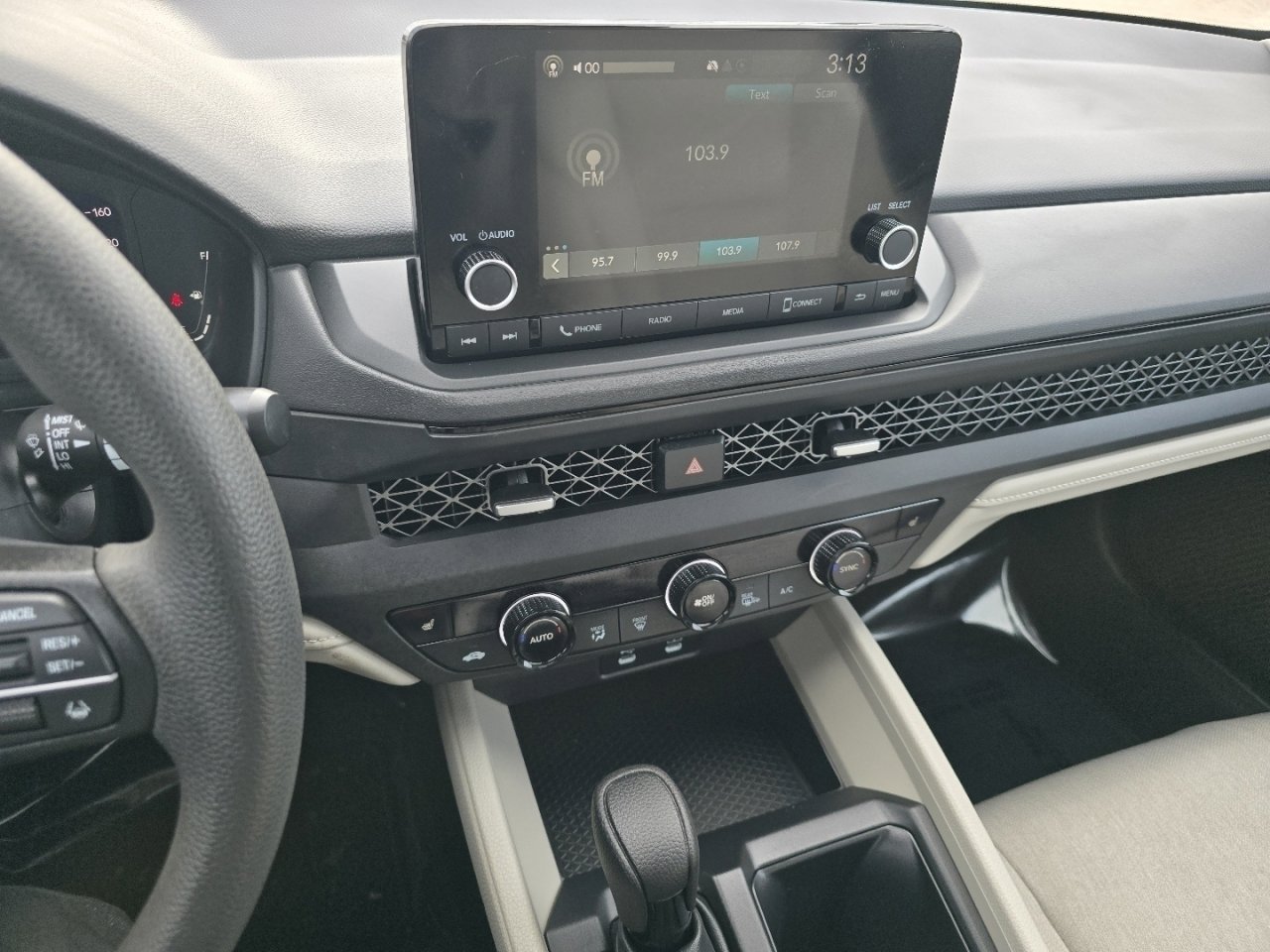 Certified 2024 Honda Accord EX image 29