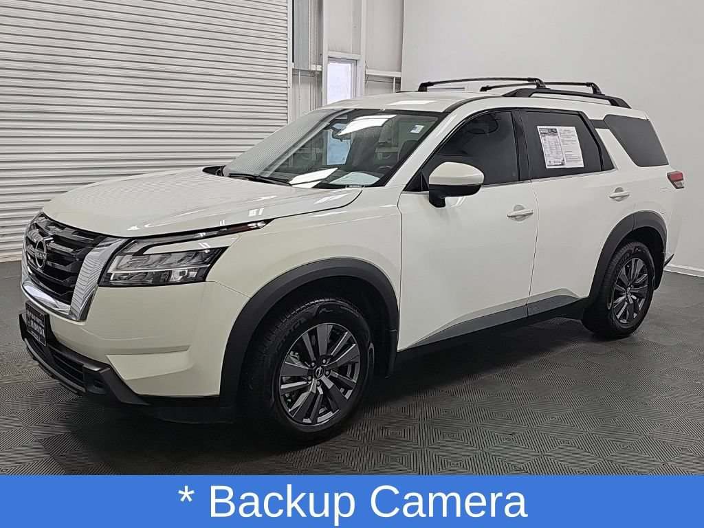 Used 2022 Nissan Pathfinder SV w/ Cargo Package FWD image 6