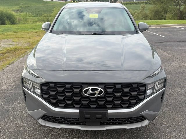 Used 2021 Hyundai Santa Fe SE AWD/4WD image 2