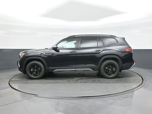 New 2026 Volkswagen Atlas Peak Edition image 3