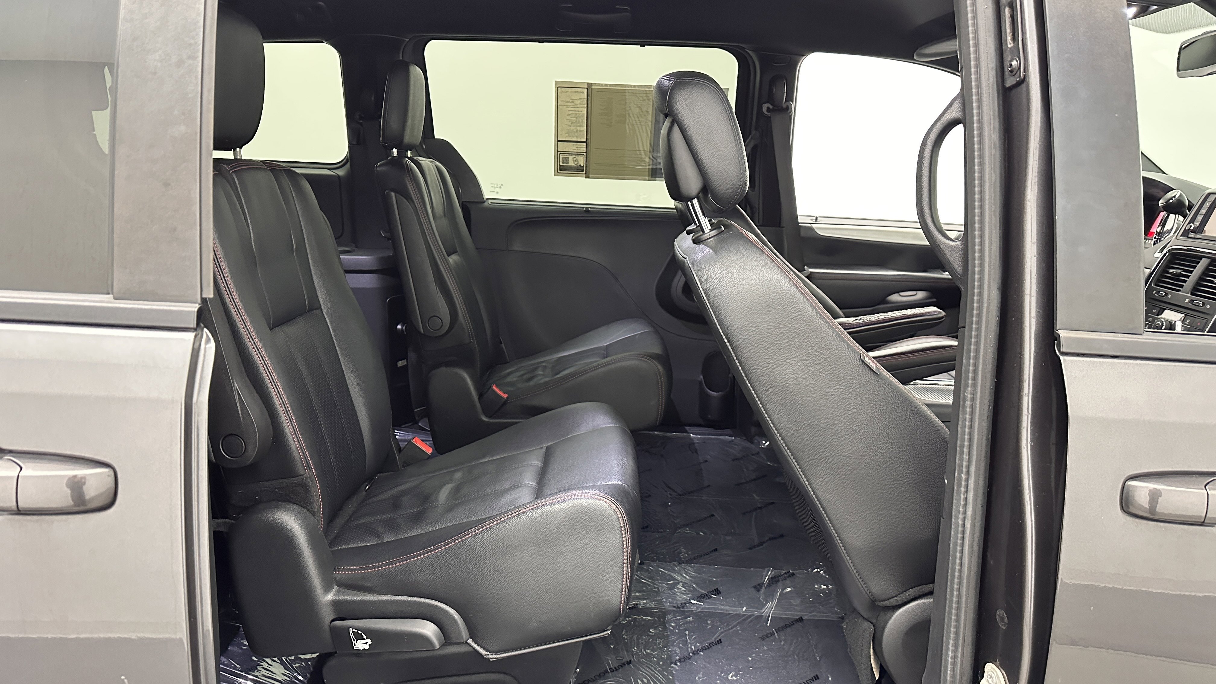 Used 2019 Dodge Grand Caravan GT image 14