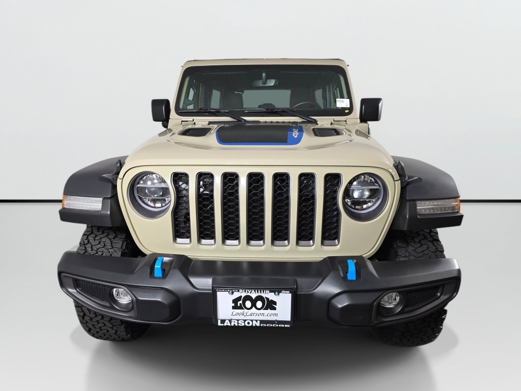 Used 2022 Jeep Wrangler Unlimited Rubicon 4xe w/ Cold Weather Group AWD/4WD image 9