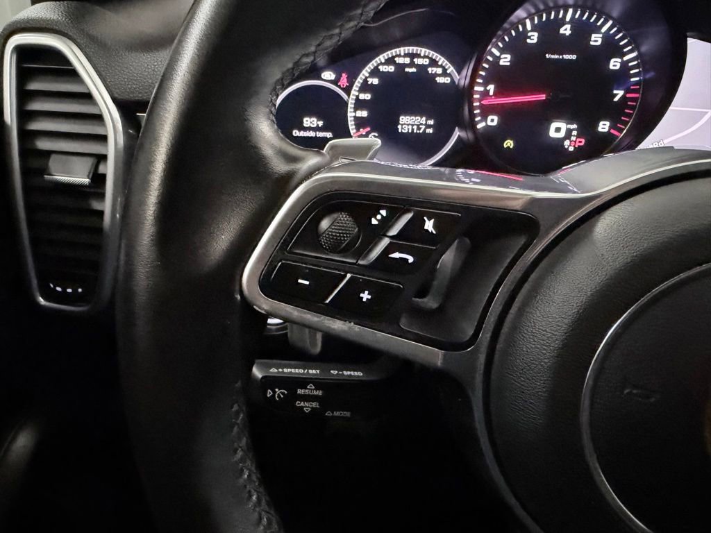 Used 2019 Porsche Cayenne S AWD/4WD image 26
