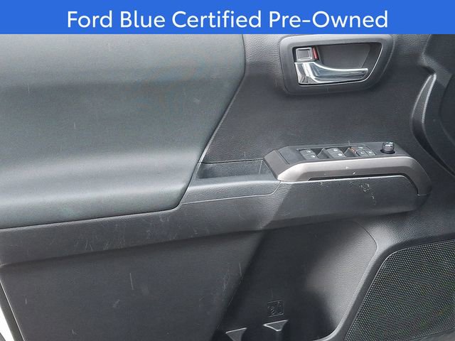 Used 2022 Toyota Tacoma TRD Sport image 13