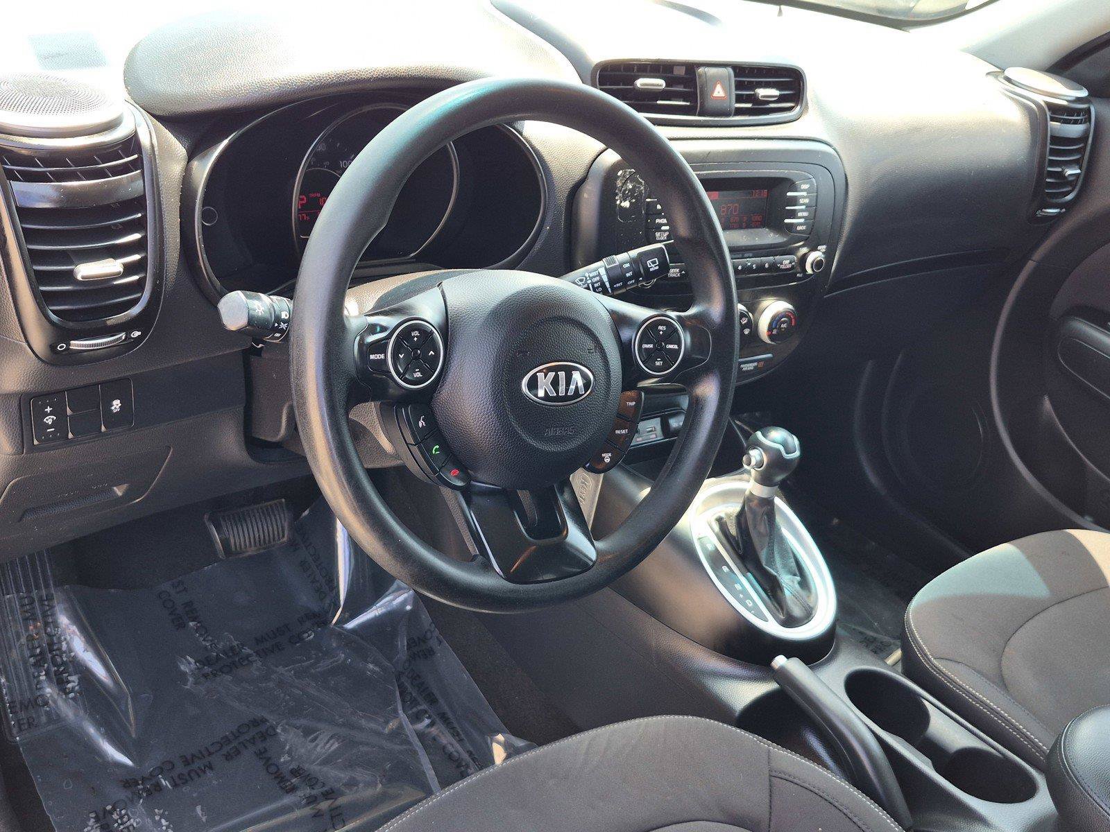 Used 2015 Kia Soul FWD image 20