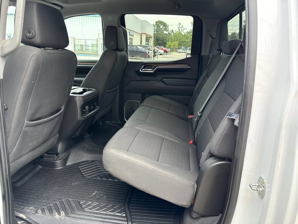 Used 2022 Chevrolet Silverado 1500 LT Trail Boss w/ Convenience Package II AWD/4WD image 11