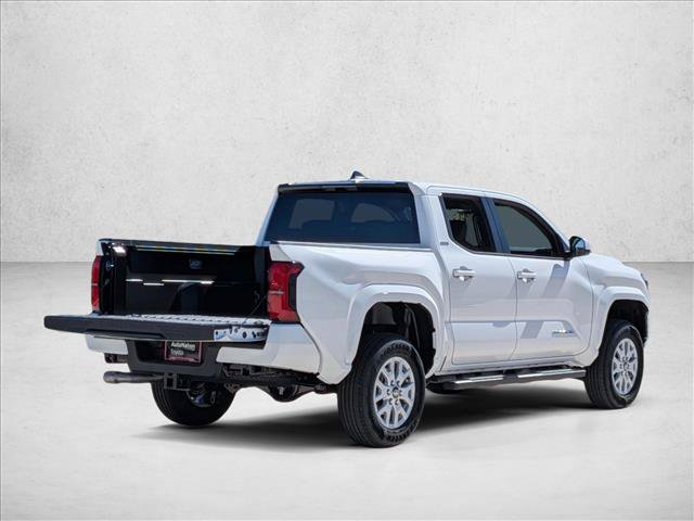 Certified 2025 Toyota Tacoma SR5 AWD/4WD image 2
