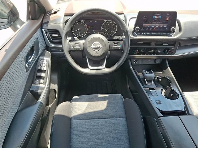 Used 2023 Nissan Rogue SV FWD image 12
