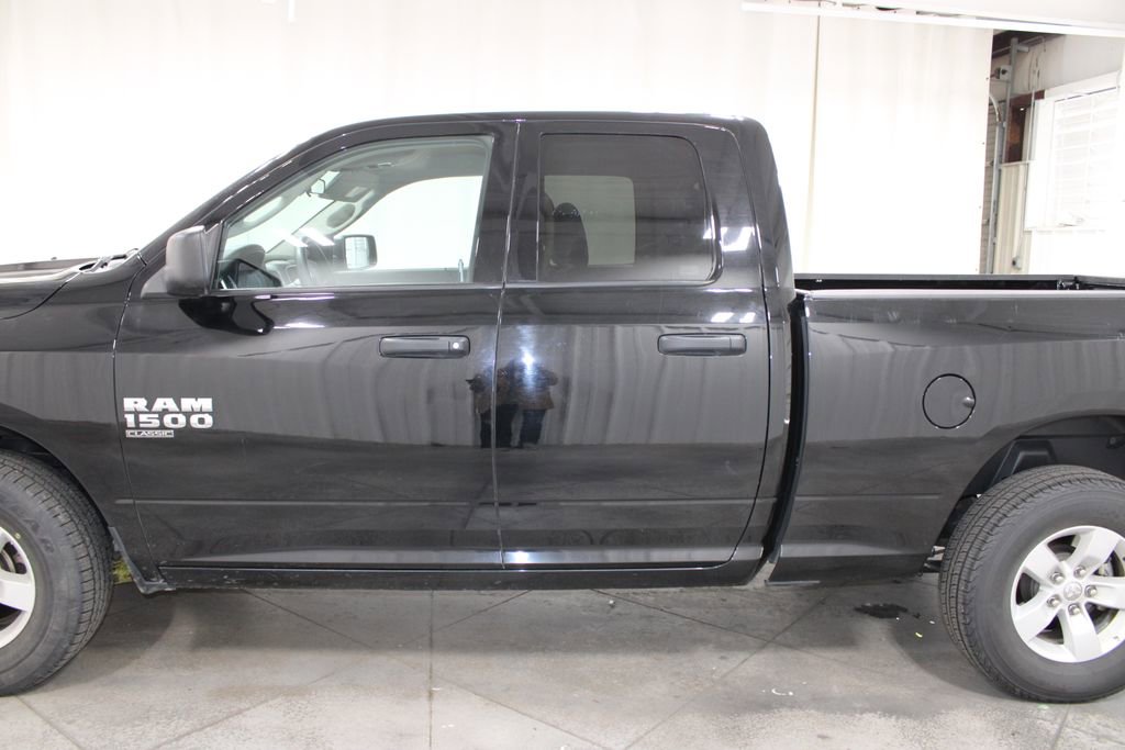 Used 2024 RAM 1500 Classic SLT image 6