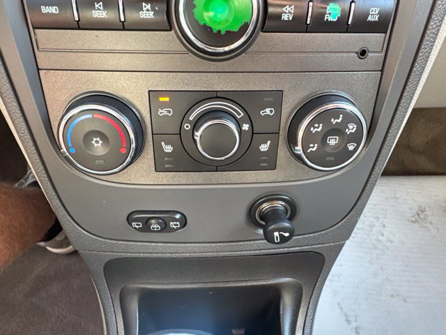 Used 2009 Chevrolet HHR LT FWD image 18